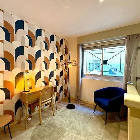 Le Bijoux De Nimes, T2 Centre Lägenhet