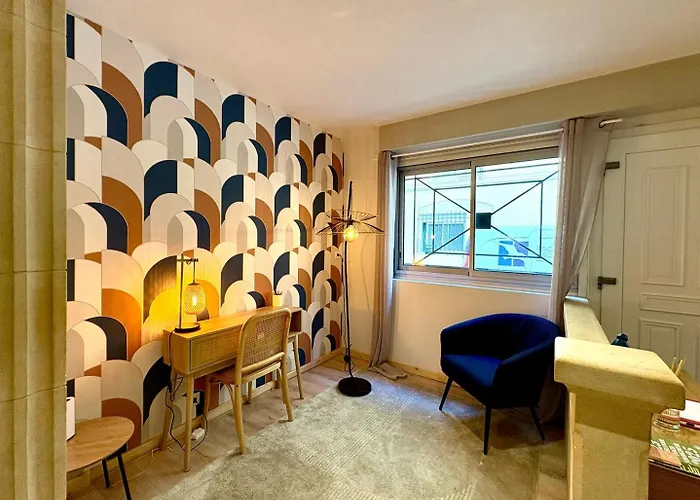 Le Bijoux De Nimes, T2 Centre Apartmán